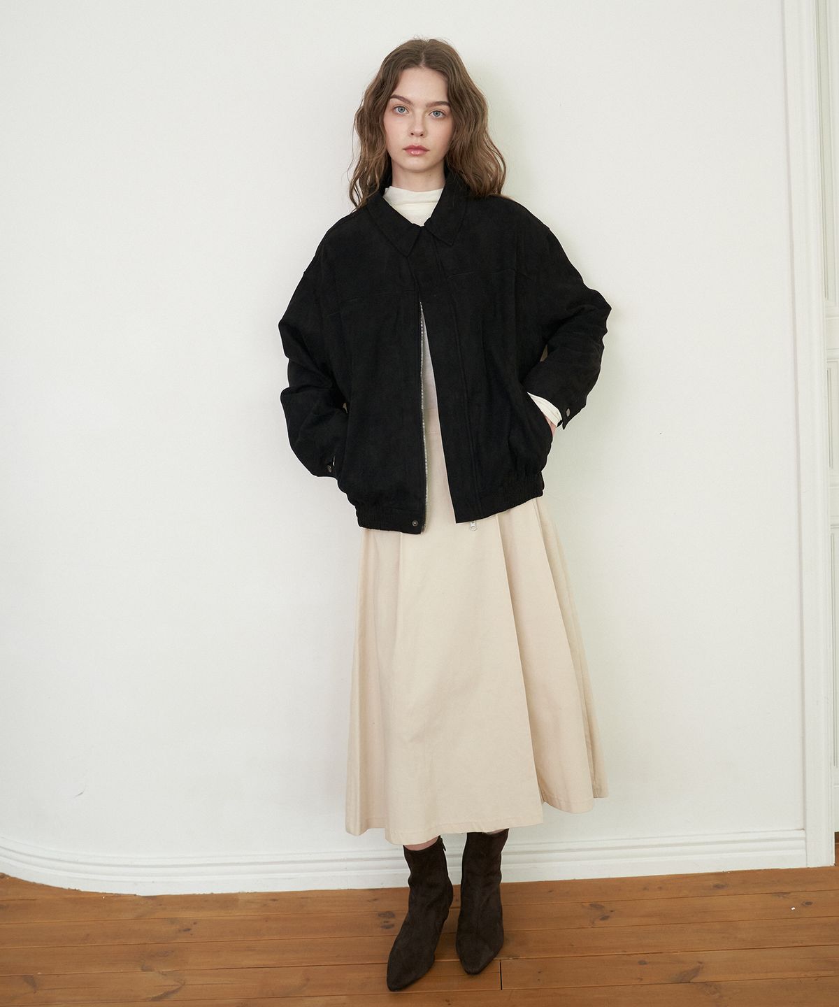 플로브(FLOVE) SUEDE SEAM CROP JACKET_BK