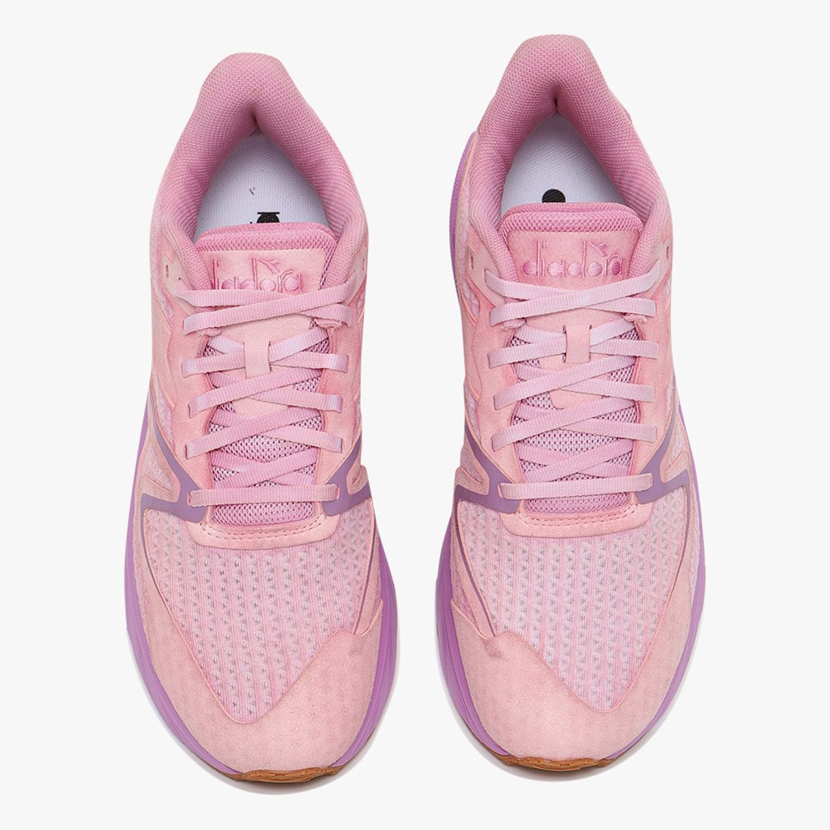디아도라(diadora) V7000 딥 다이 VIOLET