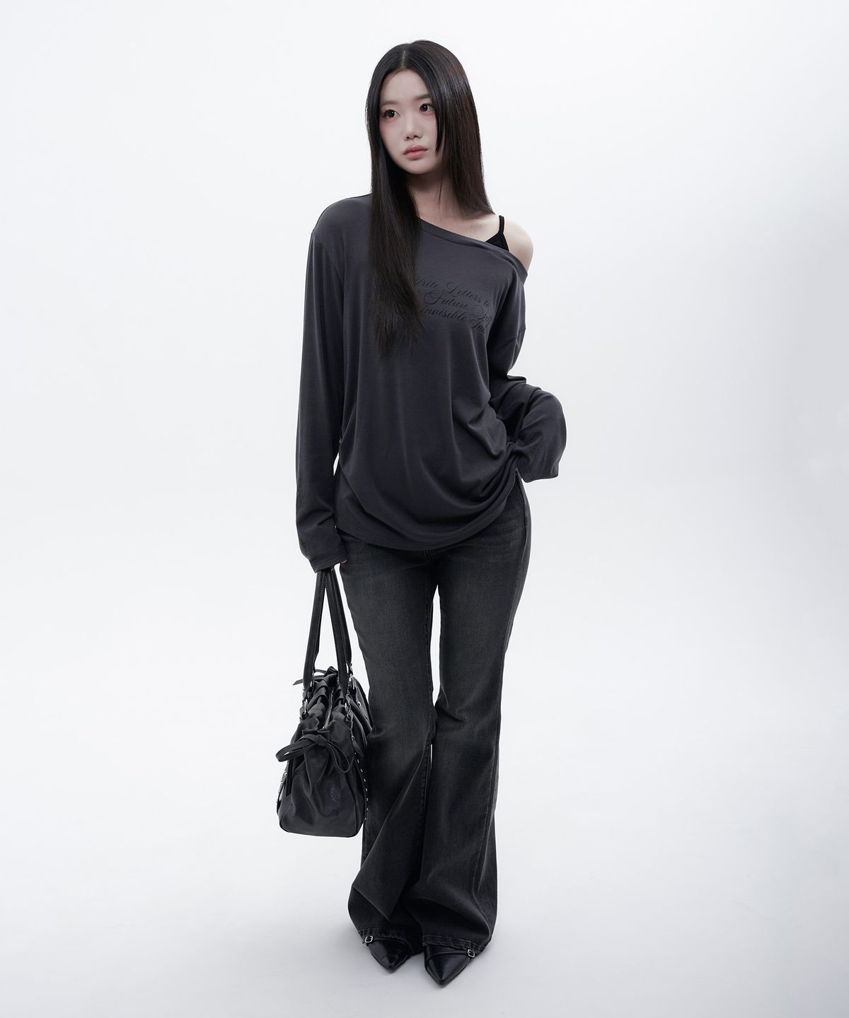 알키알카(ALKI ALKA) Studded Ruched Bag (Charcoal)_ALKAS01552