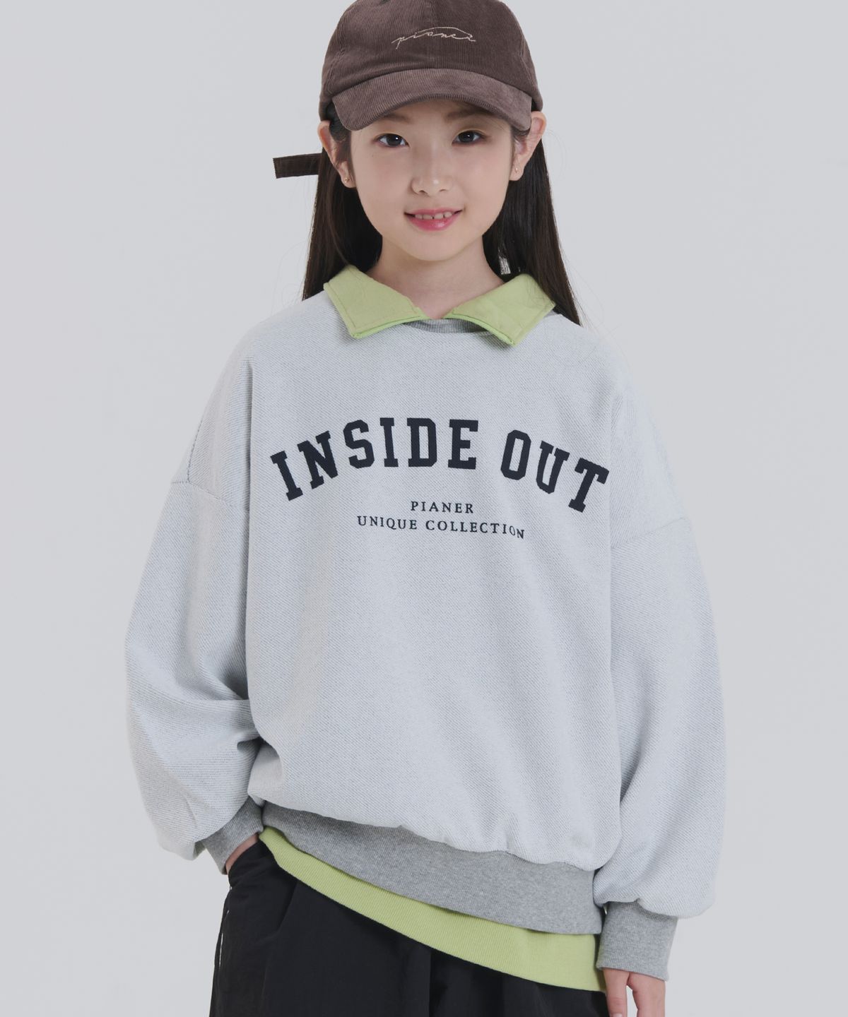 피아네르 키즈(PIANER KIDS) 인사이드 아웃 오버핏 맨투맨 (화이트 멜란지)