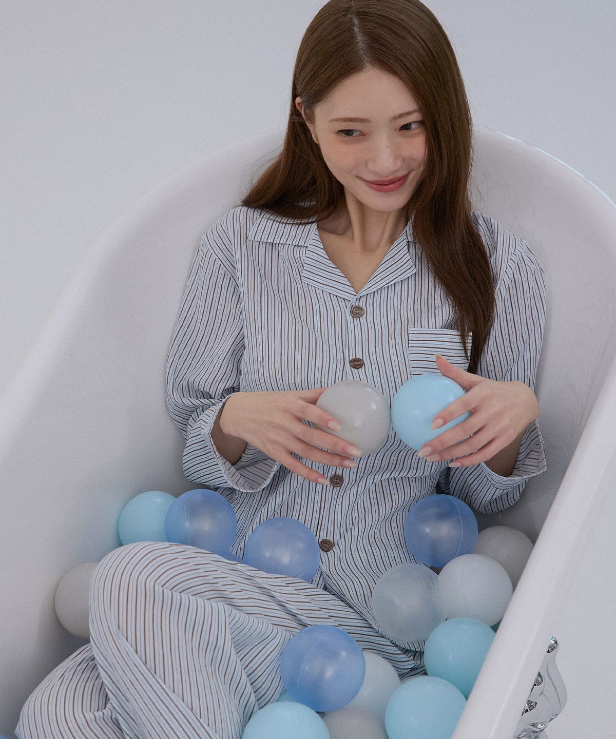 티세르(TESER) [uni] 헤이븐 블루 라이트스킨 긴팔 잠옷 세트