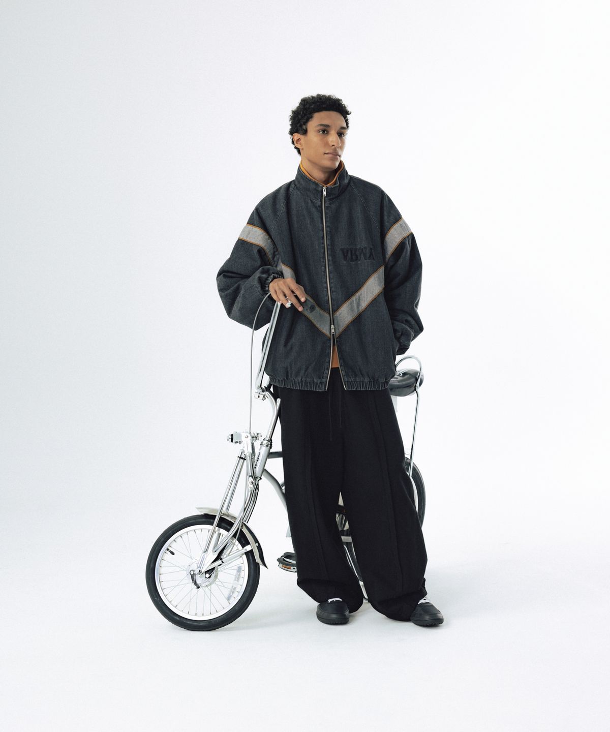 앵글런(ANGLAN) IPFU Track Denim Jacket - Washed Black