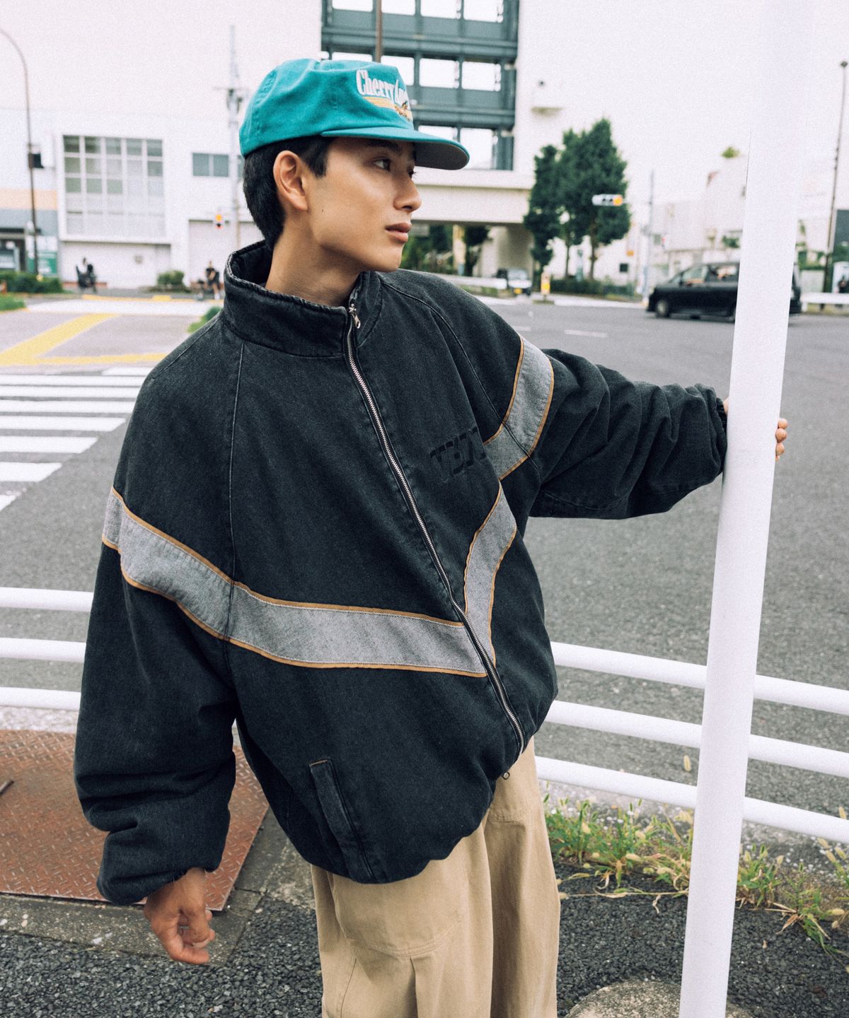 앵글런(ANGLAN) IPFU Track Denim Jacket - Washed Black