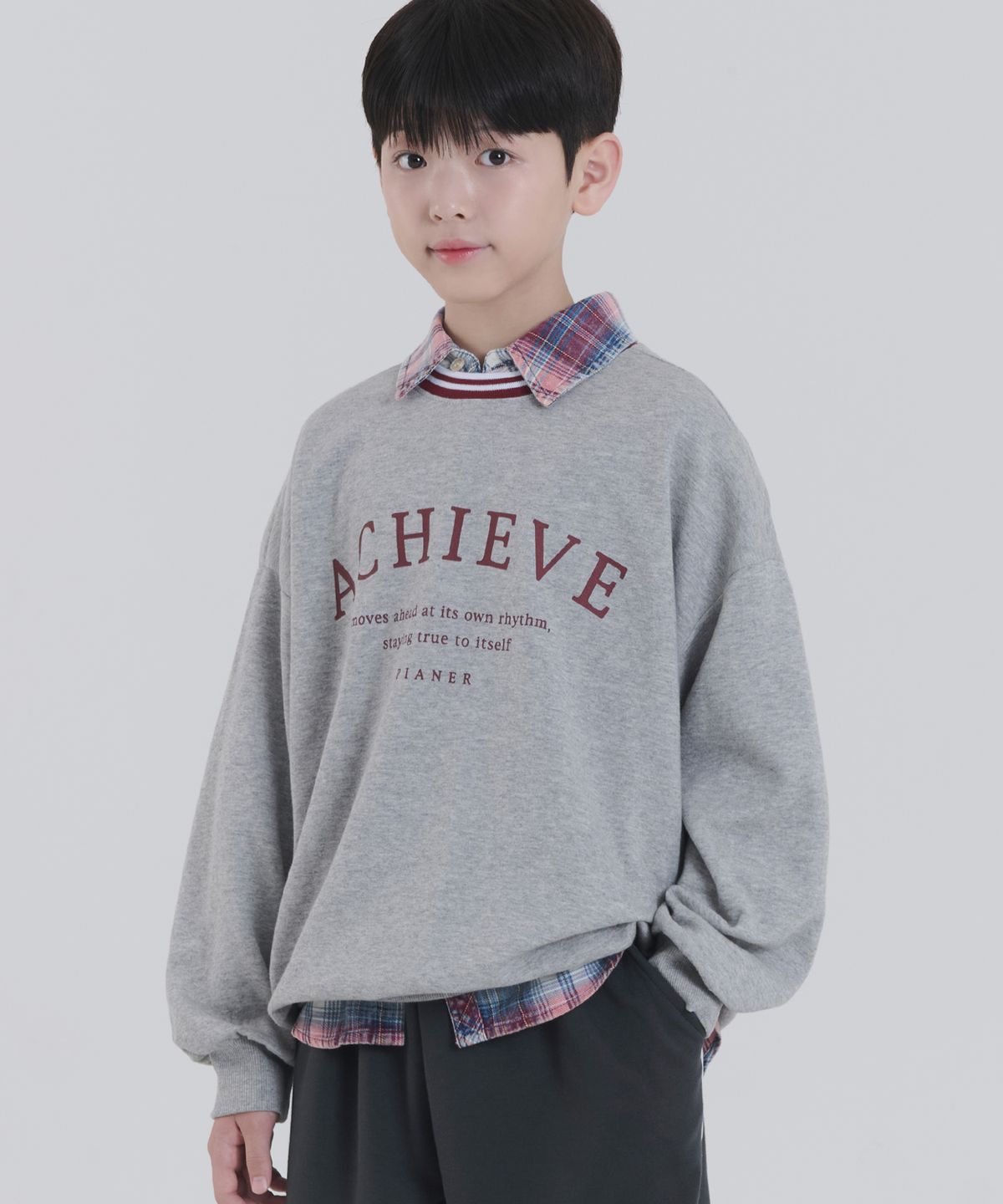 피아네르 키즈(PIANER KIDS) 어치브 배색 오버핏 맨투맨 (멜란지)