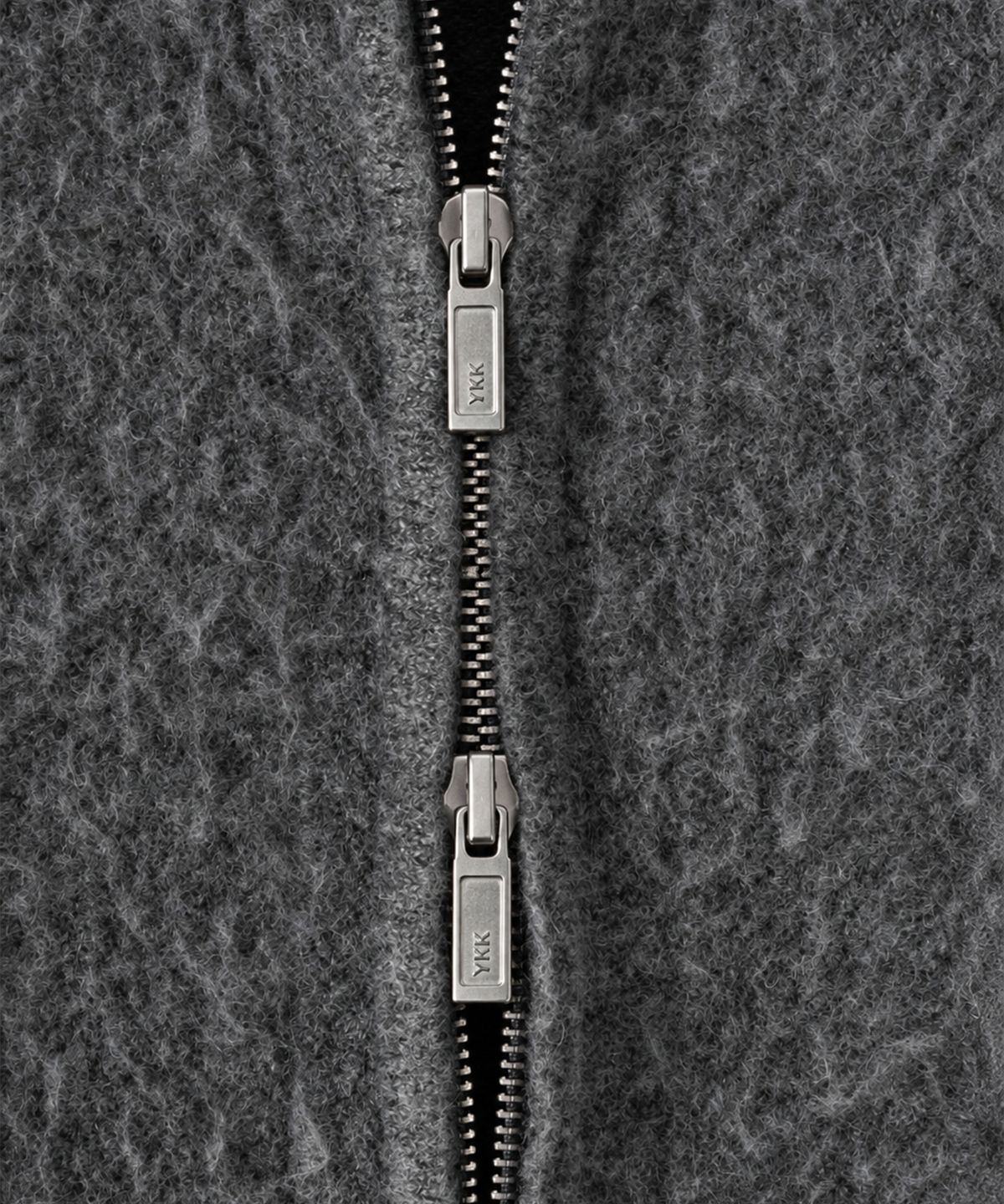 넌블랭크(NONBLANK) 브러쉬드 집 업 니트_DARK GREY