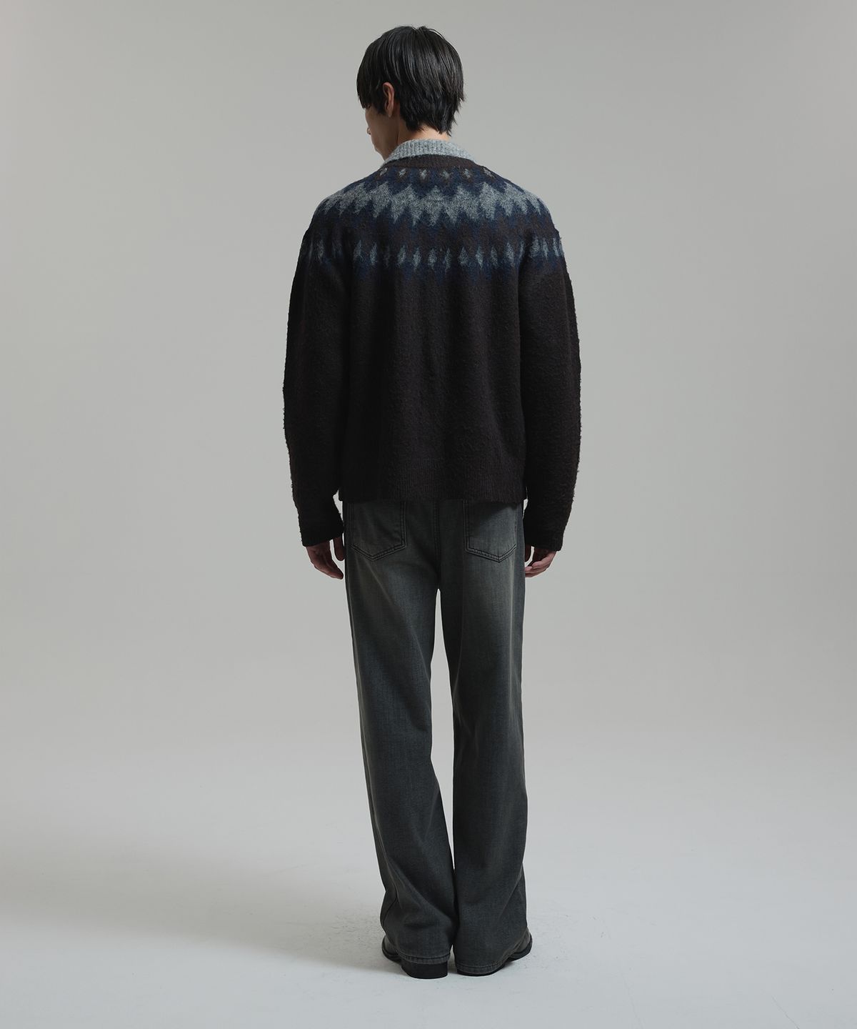 넌블랭크(NONBLANK) 브러쉬드 자카드 노르딕 가디건_BROWN
