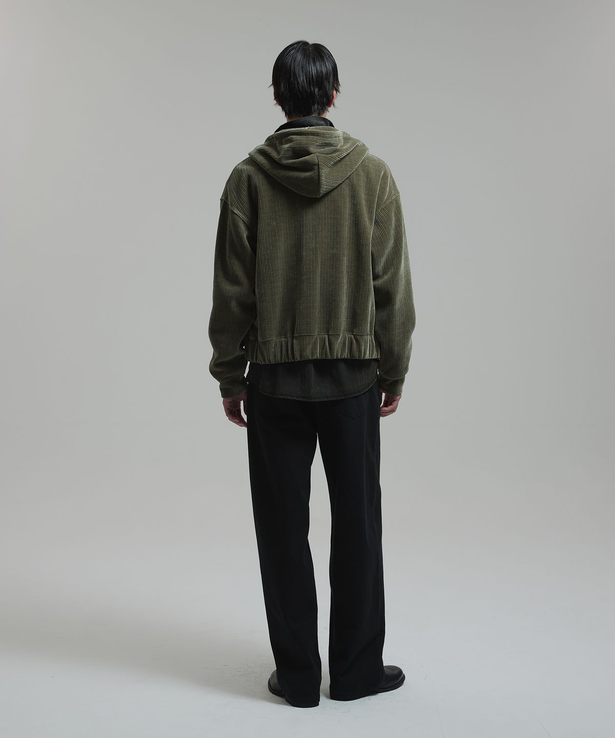 넌블랭크(NONBLANK) 벨로어 코듀로이 크롭 후드 집업_KHAKI