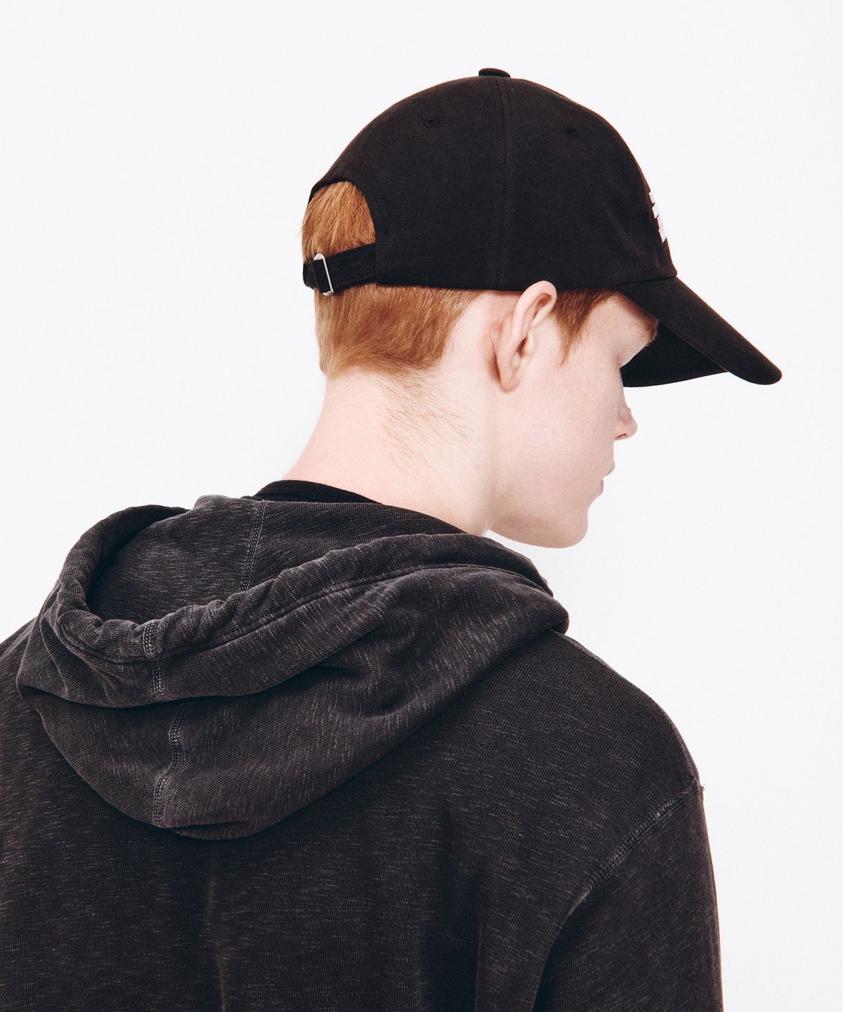 더뮤지엄비지터(THEMUSEUMVISITOR) THE MUSEUM VISITOR BALL CAP (BLACK)