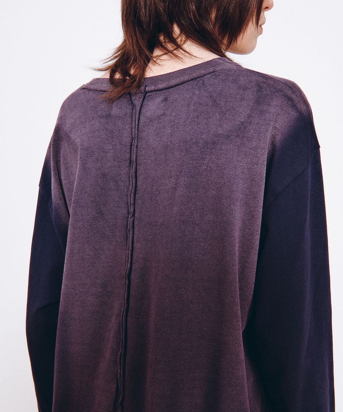 더뮤지엄비지터(THEMUSEUMVISITOR) DISTRESSED WASHED LONG SLEEVE (NAVY)
