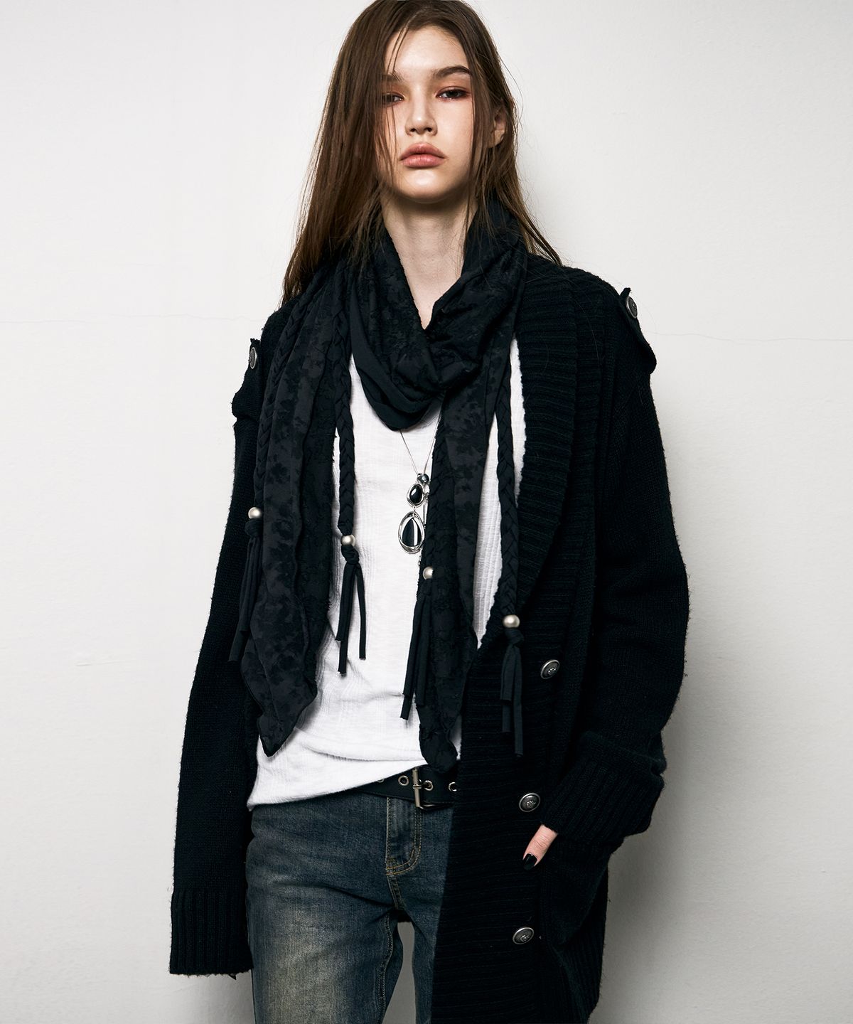 낫노잉(NOTKNOWING) Grunge Braided Scarf (BLACK)
