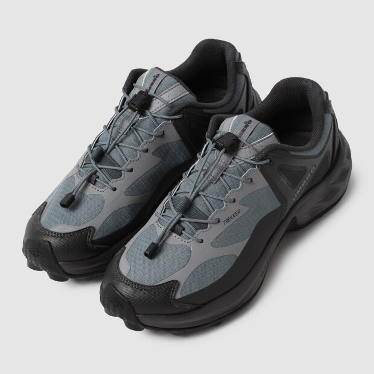 엄브로(UMBRO) TREKKER (트래커) 그레이 UR323CTP83