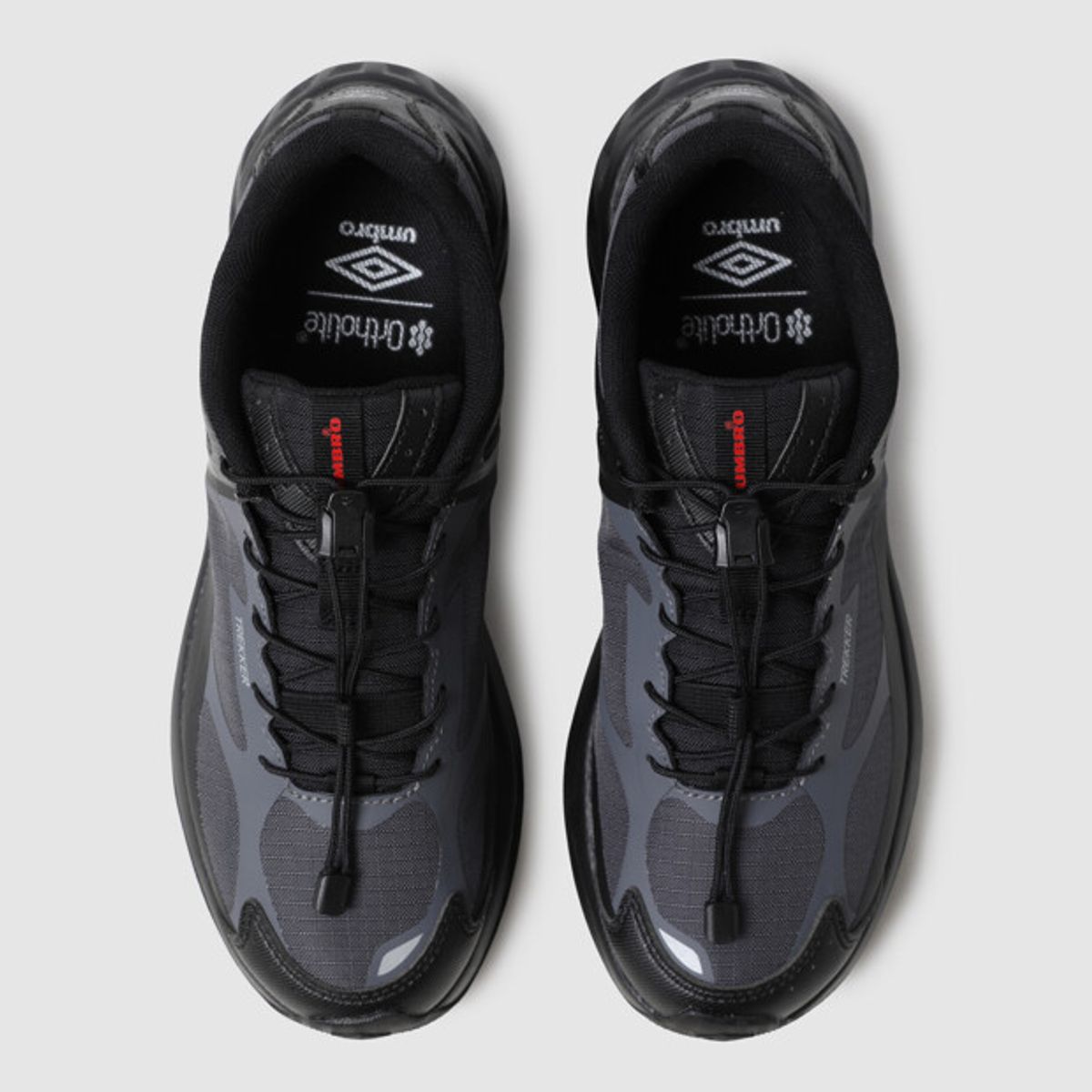 엄브로(UMBRO) TREKKER (트래커) 블랙 UR323CTP83