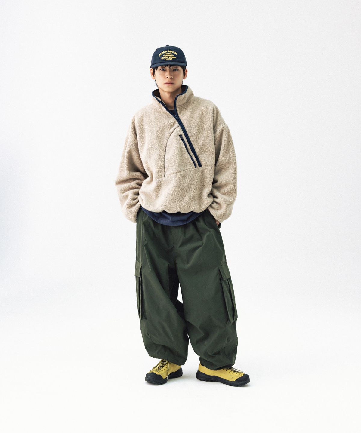 앵글런(ANGLAN) Ripstop Snap Cargo Balloon Pants - Khaki