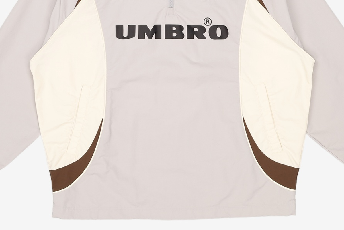 엄브로(UMBRO) HBL 스포티 캐주얼 후드 아노락 라이트 그레이(UQ123CWT21) 90