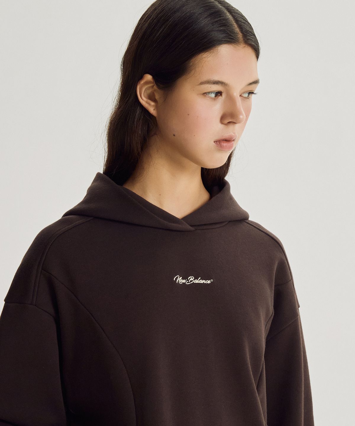 뉴발란스(NEW BALANCE) NBN0G4W012 / WOMEN 에센셜 기모 후드티 (BROWN)
