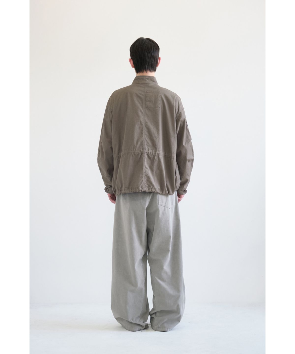 해칭룸(HATCHINGROOM) Short Mods Parka Mud Brown