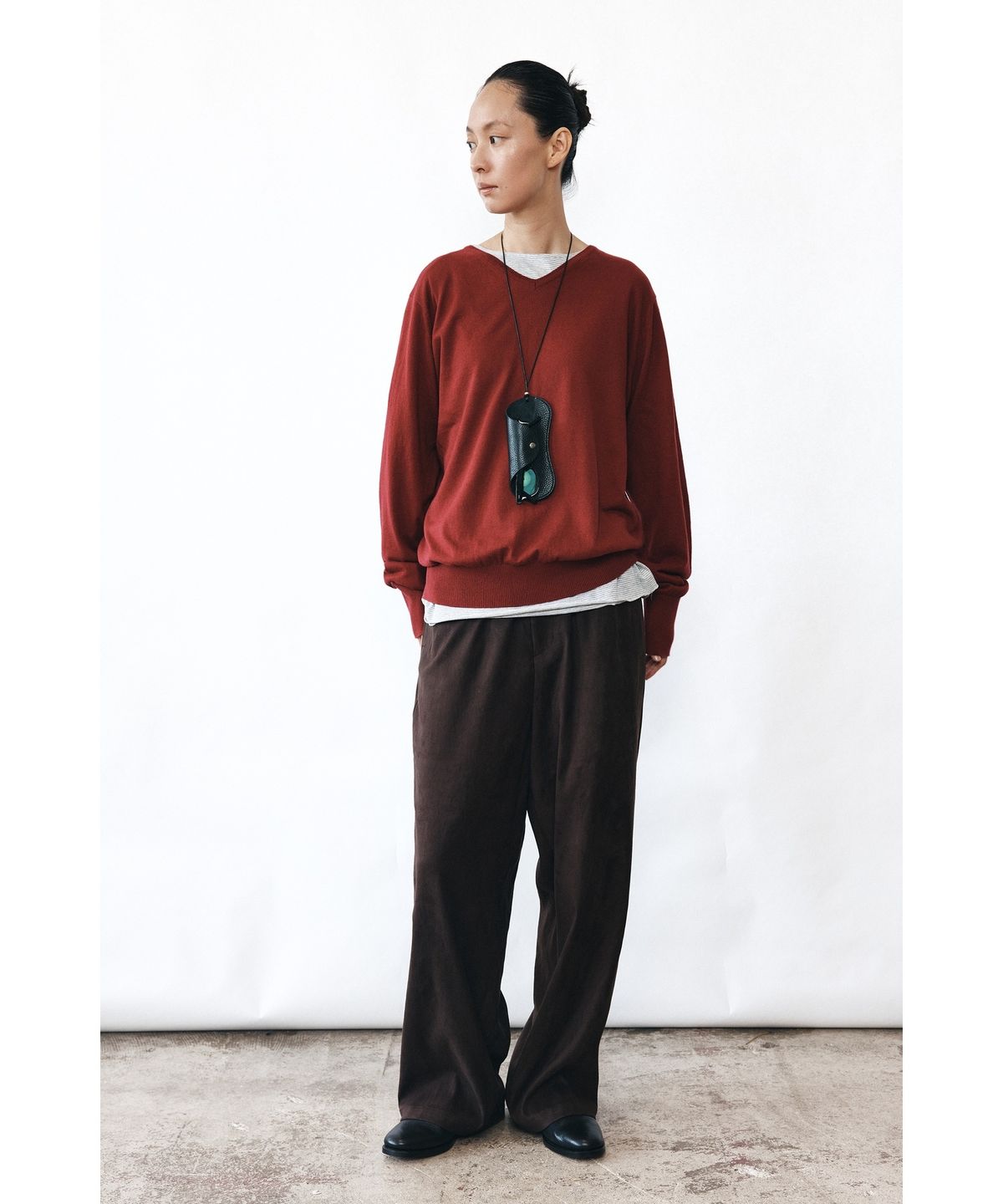 유스(YOUTH) Faux Suede Relaxed Pants - Brown