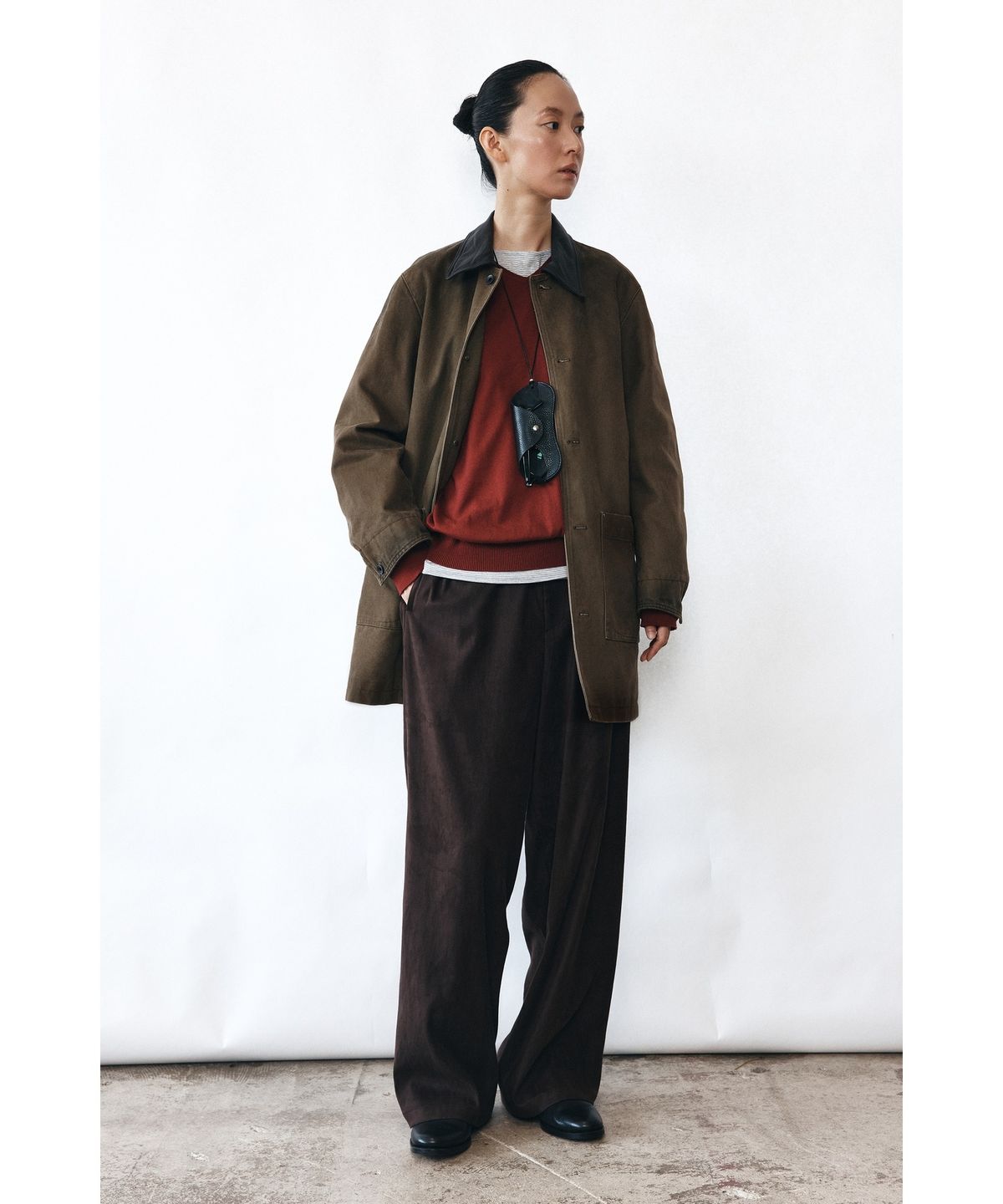 유스(YOUTH) Faux Suede Relaxed Pants - Brown