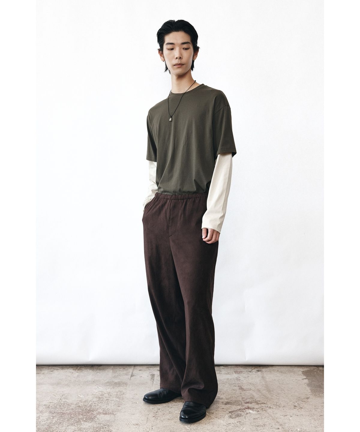 유스(YOUTH) Faux Suede Relaxed Pants - Brown