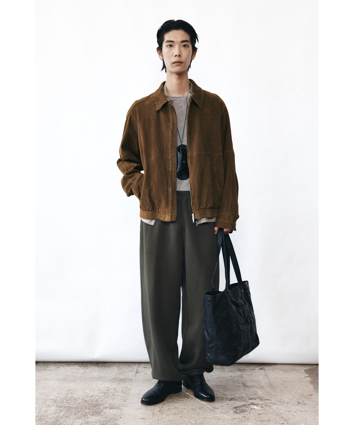 유스(YOUTH) Tapered Sweat Pants - Khaki
