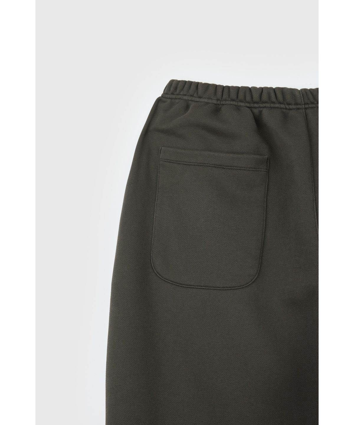 유스(YOUTH) Tapered Sweat Pants - Khaki