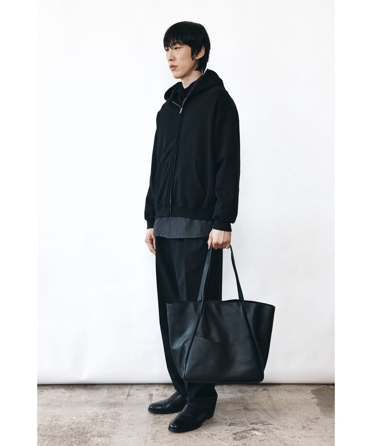 유스(YOUTH) Washed Hooded Zip-up - Black