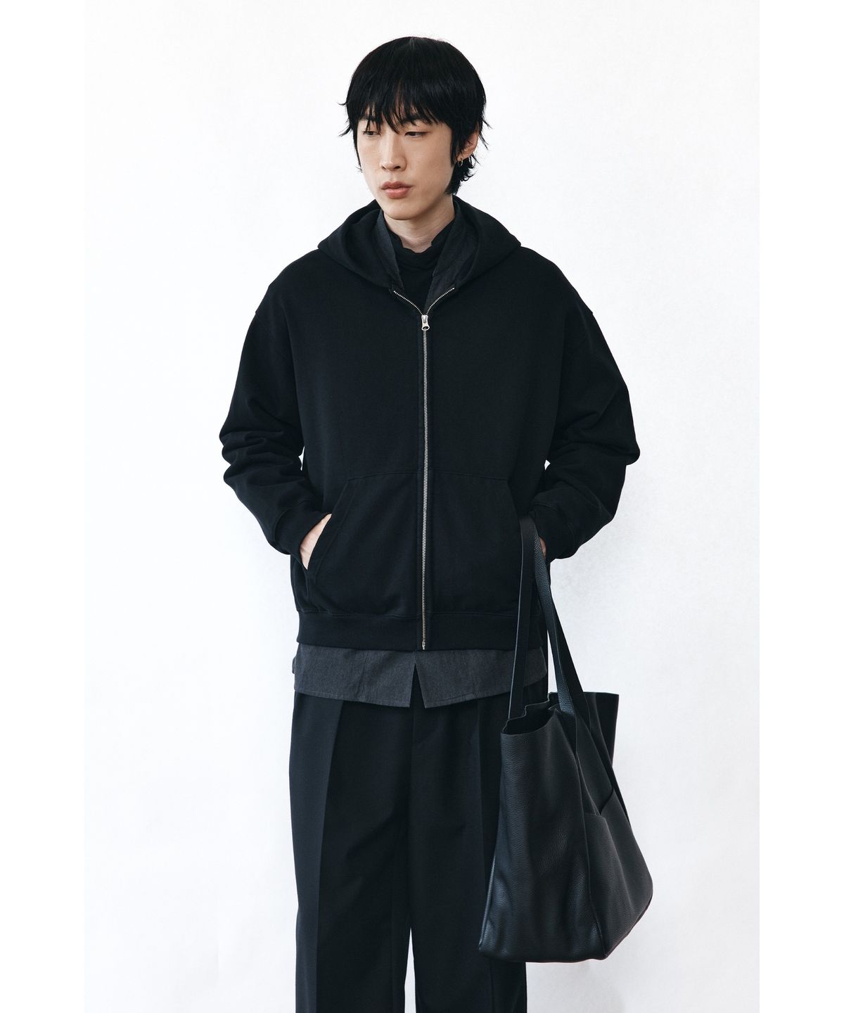 유스(YOUTH) Washed Hooded Zip-up - Black