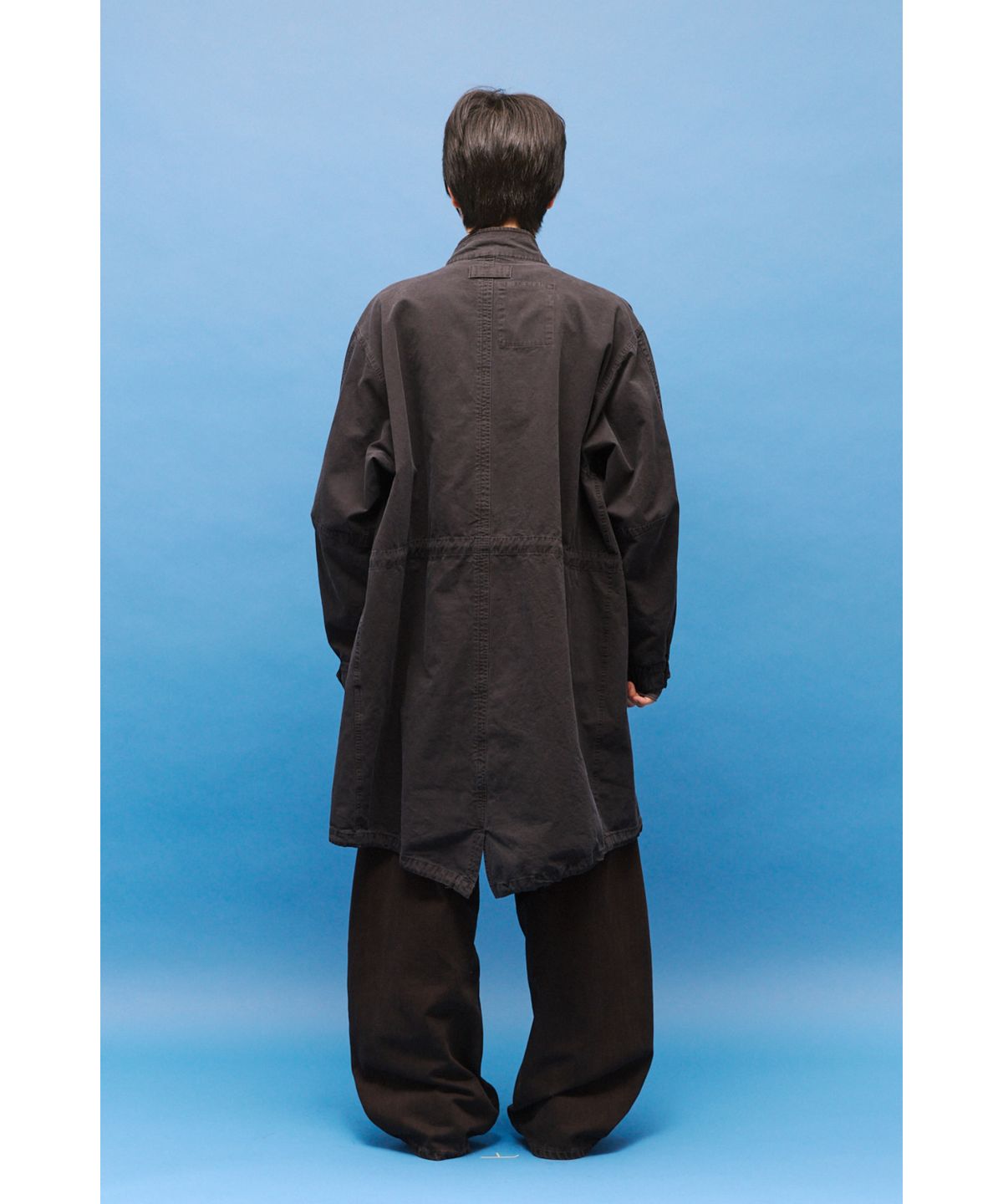 해칭룸(HATCHINGROOM) Mods Parka Over Dyed Blue Charcoal