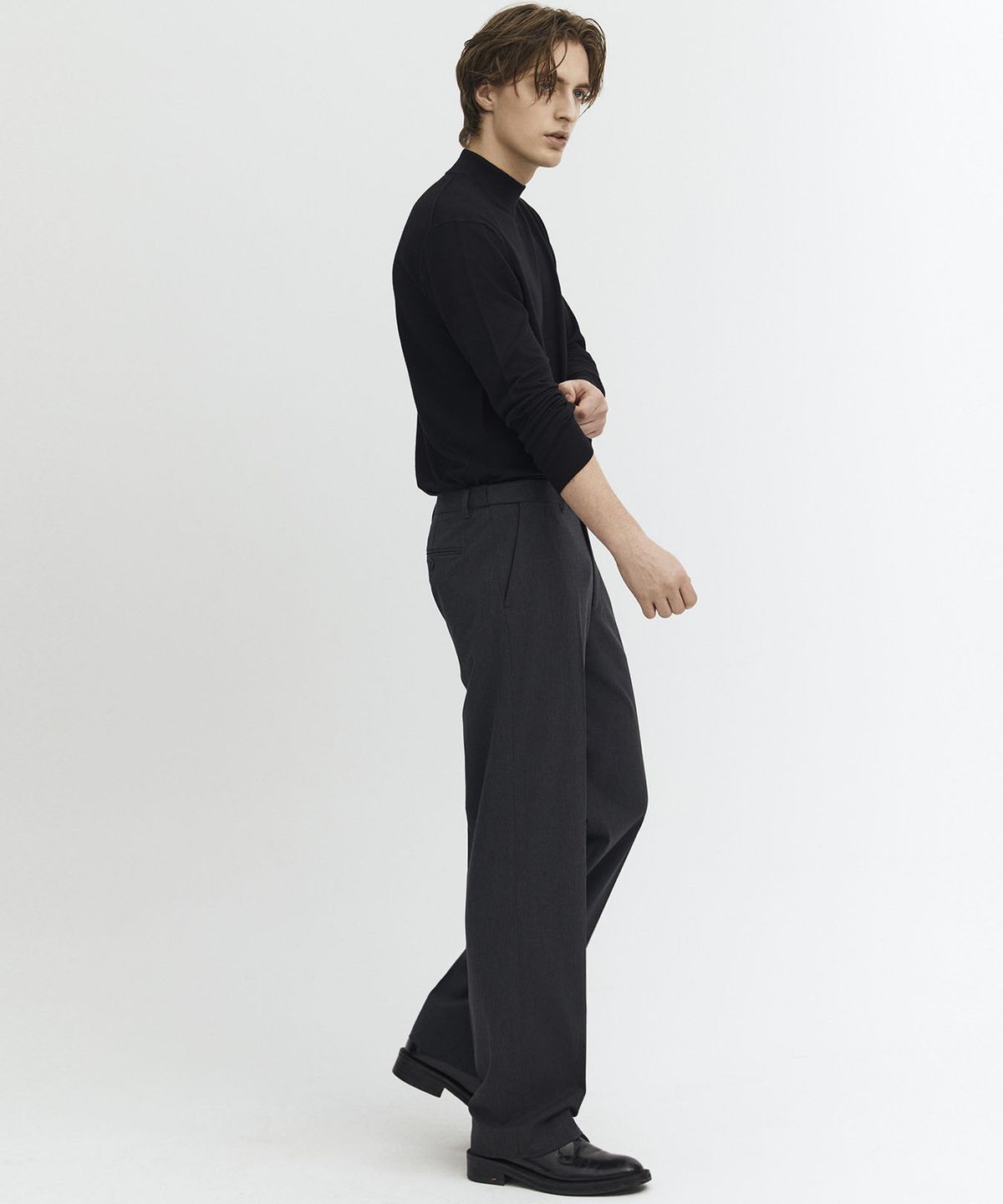 컨셉원(CONCEPTS1ONE) 울 목넥 스웨터 10056901/056901 [2color]