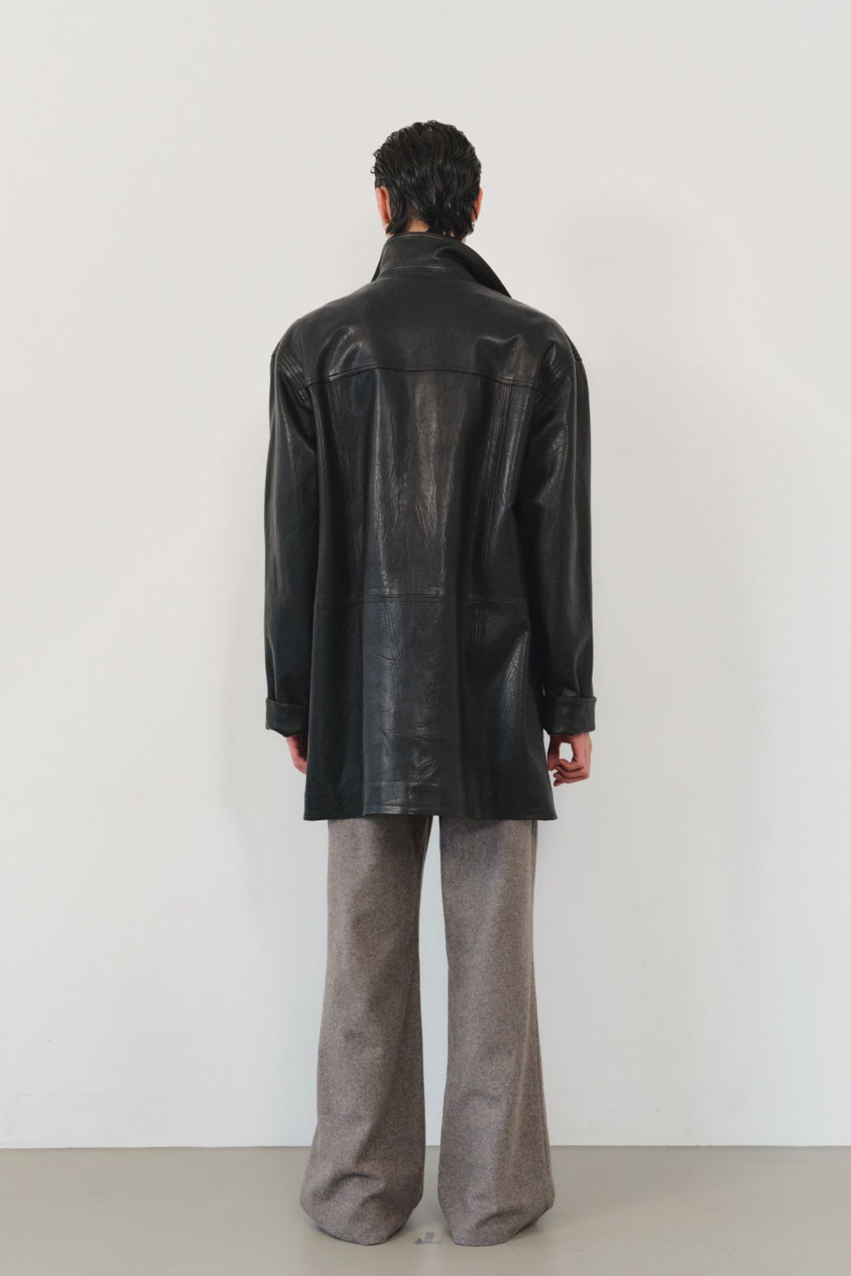 쿠메(KUMÉ) Men Nappa Lambskin Car Coat,  Black