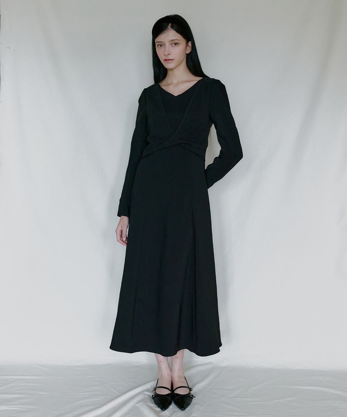 미케네(MICANE) 아베넬 트위스트 자켓 레이어드 드레스