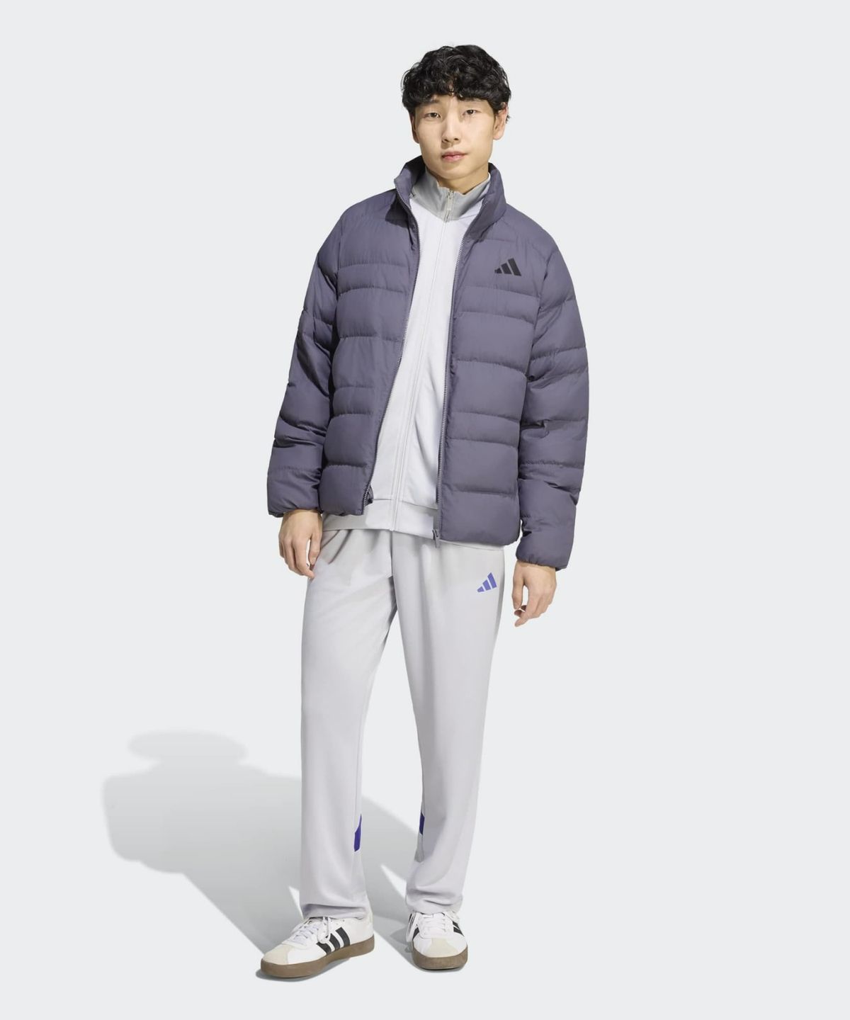 아디다스(ADIDAS) 에센셜 패커블 인슐레이션 경량 패딩 - 아우라오닉스 / KS7700