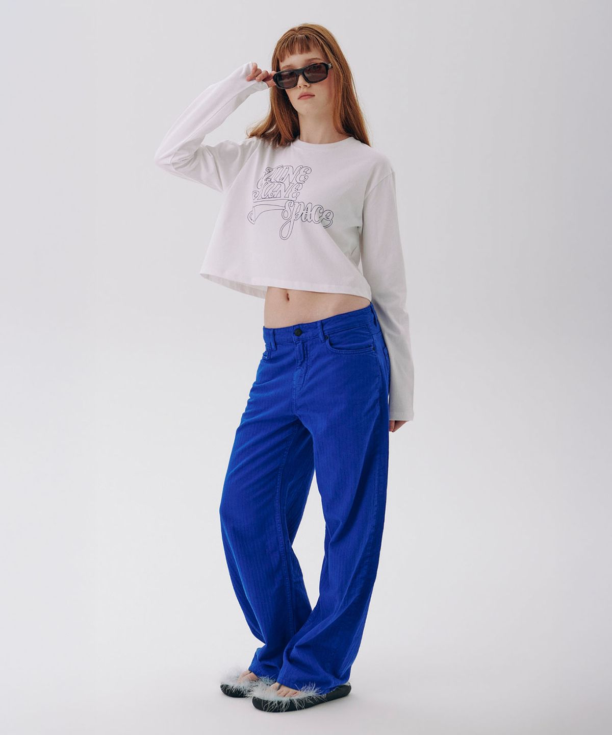 준준스페이스(JUNEJUNE SPACE) June Logo Crop tee_White