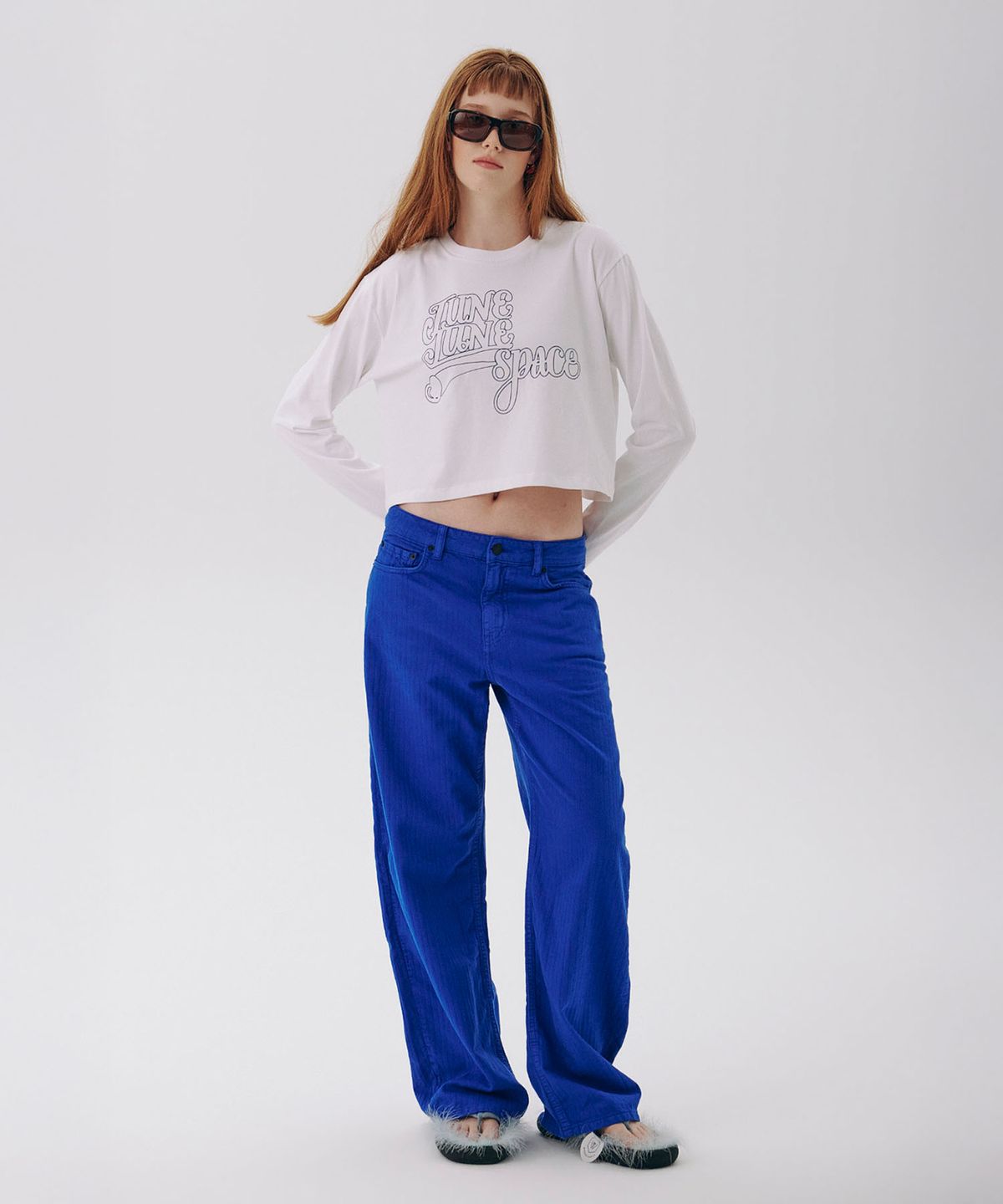 준준스페이스(JUNEJUNE SPACE) June Logo Crop tee_White