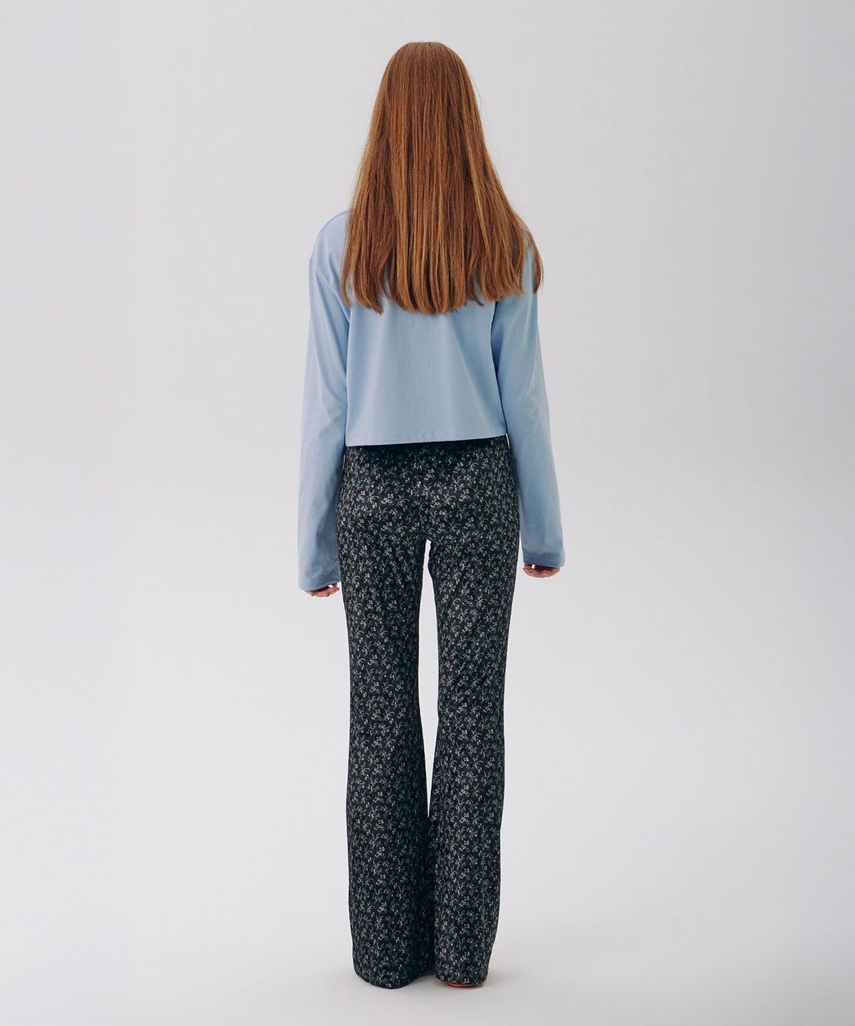준준스페이스(JUNEJUNE SPACE) VOL17.Floral Bootcut Pants_Black