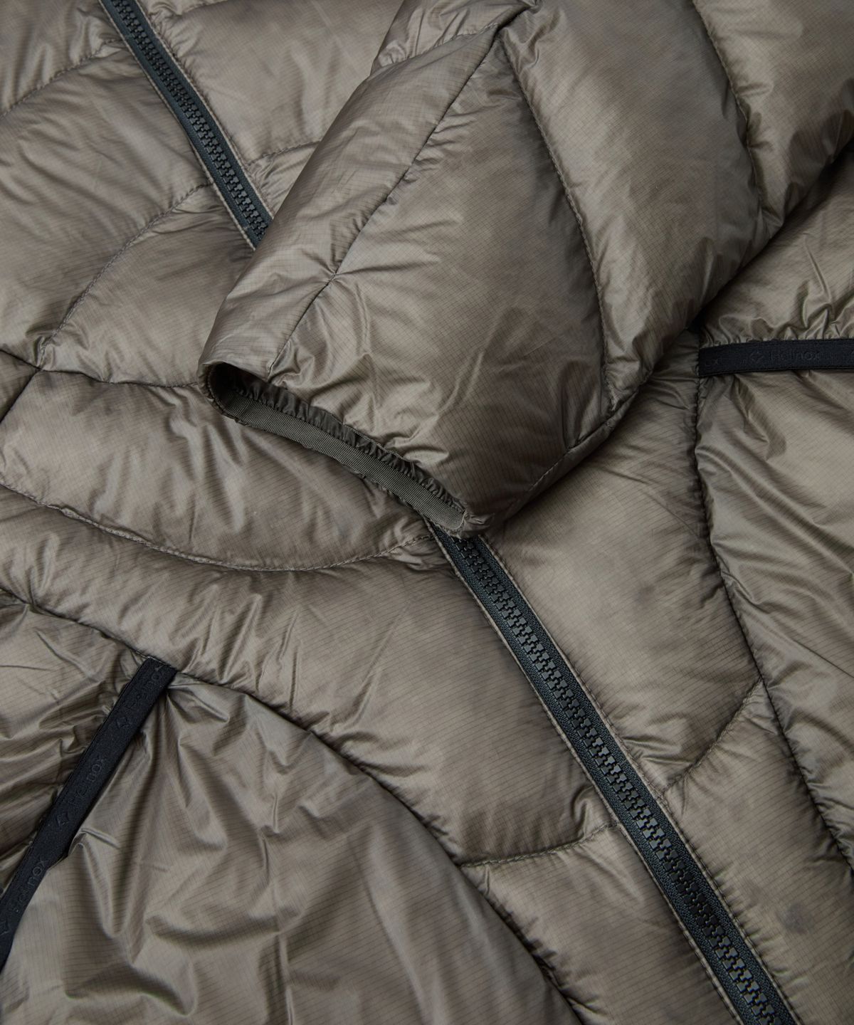 헬리녹스 웨어(HELINOX WEAR) 이클립스 팩 다운 자켓_Beige