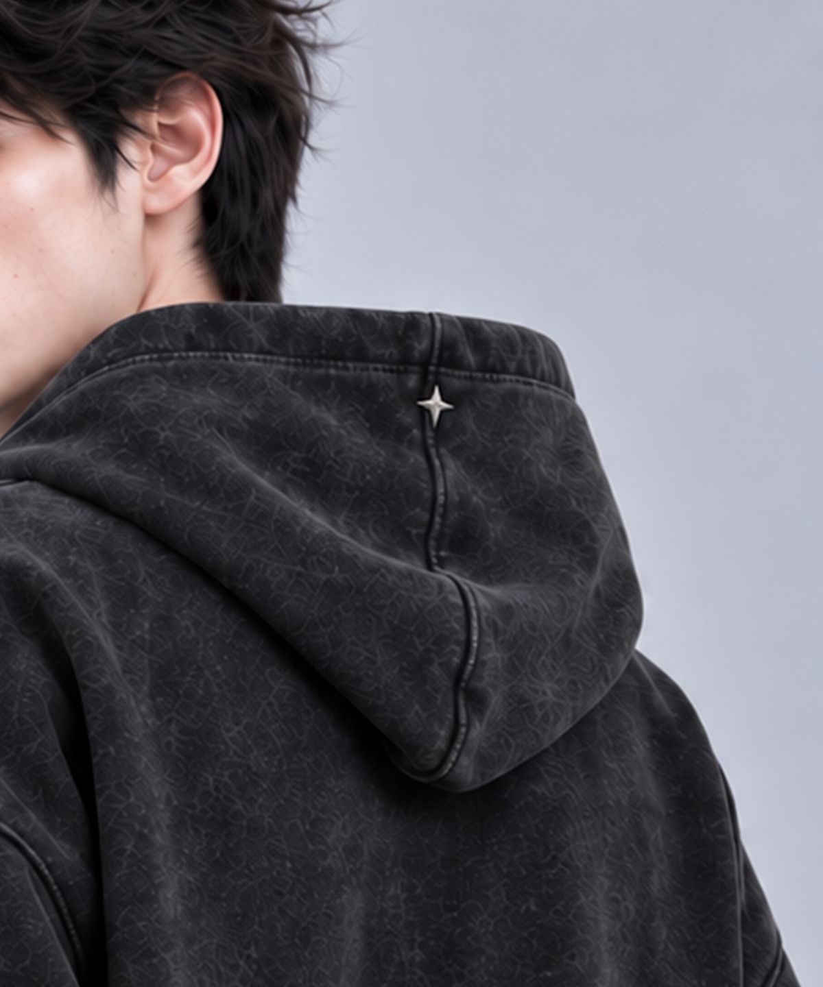 엘라모(LLAMO) 컴포트 쭈리 솔트워싱 오버핏 무지 후드티 블랙