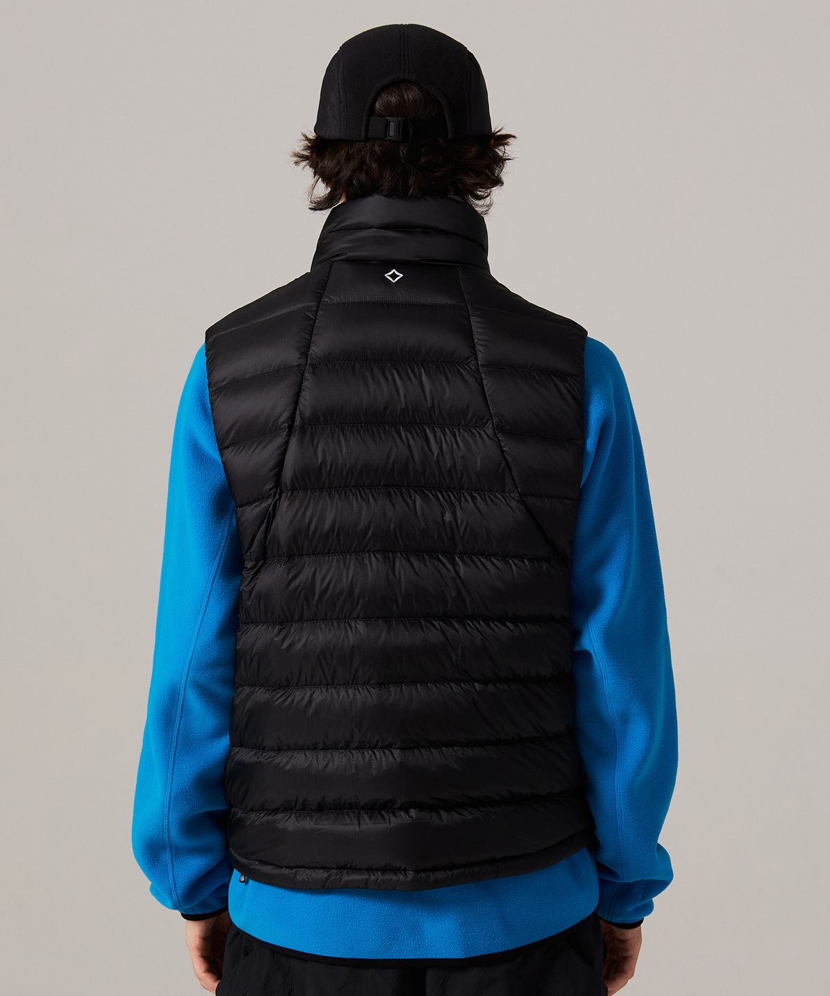 헬리녹스 웨어(HELINOX WEAR) 이클립스 팩 다운 베스트_Black