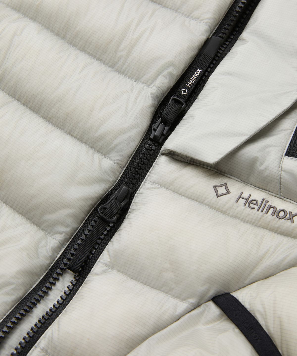 헬리녹스 웨어(HELINOX WEAR) 이클립스 팩 다운 베스트_Light Gray