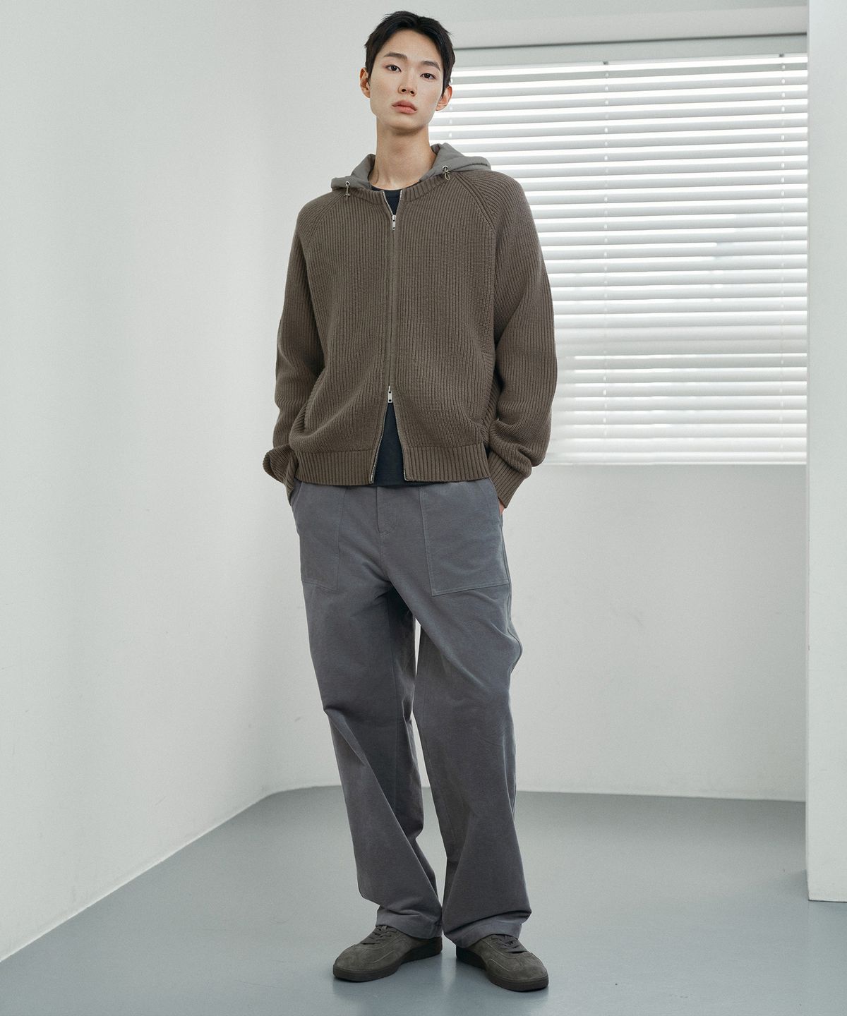 마인드브릿지(MINDBRIDGE) [COUTURE]퍼티그 조직 변형 팬츠 - 3color