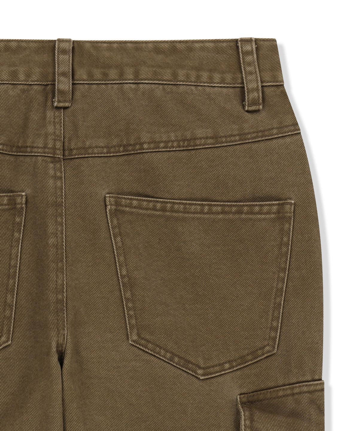 마뗑킴(MATIN KIM) MULTI HOOK BOOTCUT CARGO PANTS IN KHAKI