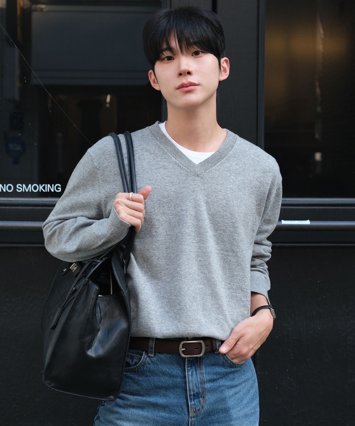 마인드브릿지(MINDBRIDGE) [ON]울 혼방 브이넥 세미 오버핏 데일리 니트 - 3color