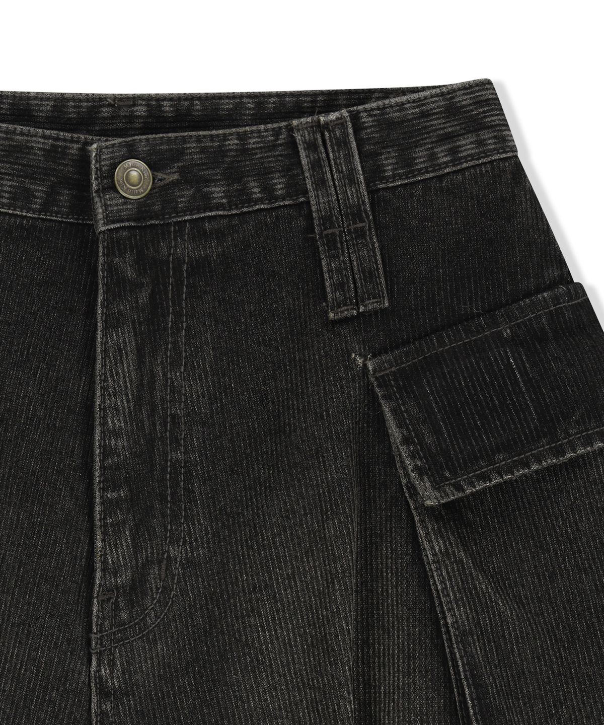 마뗑킴(MATIN KIM) WASHED RIB DENIM BALLOON SHORTS IN DARK GREY