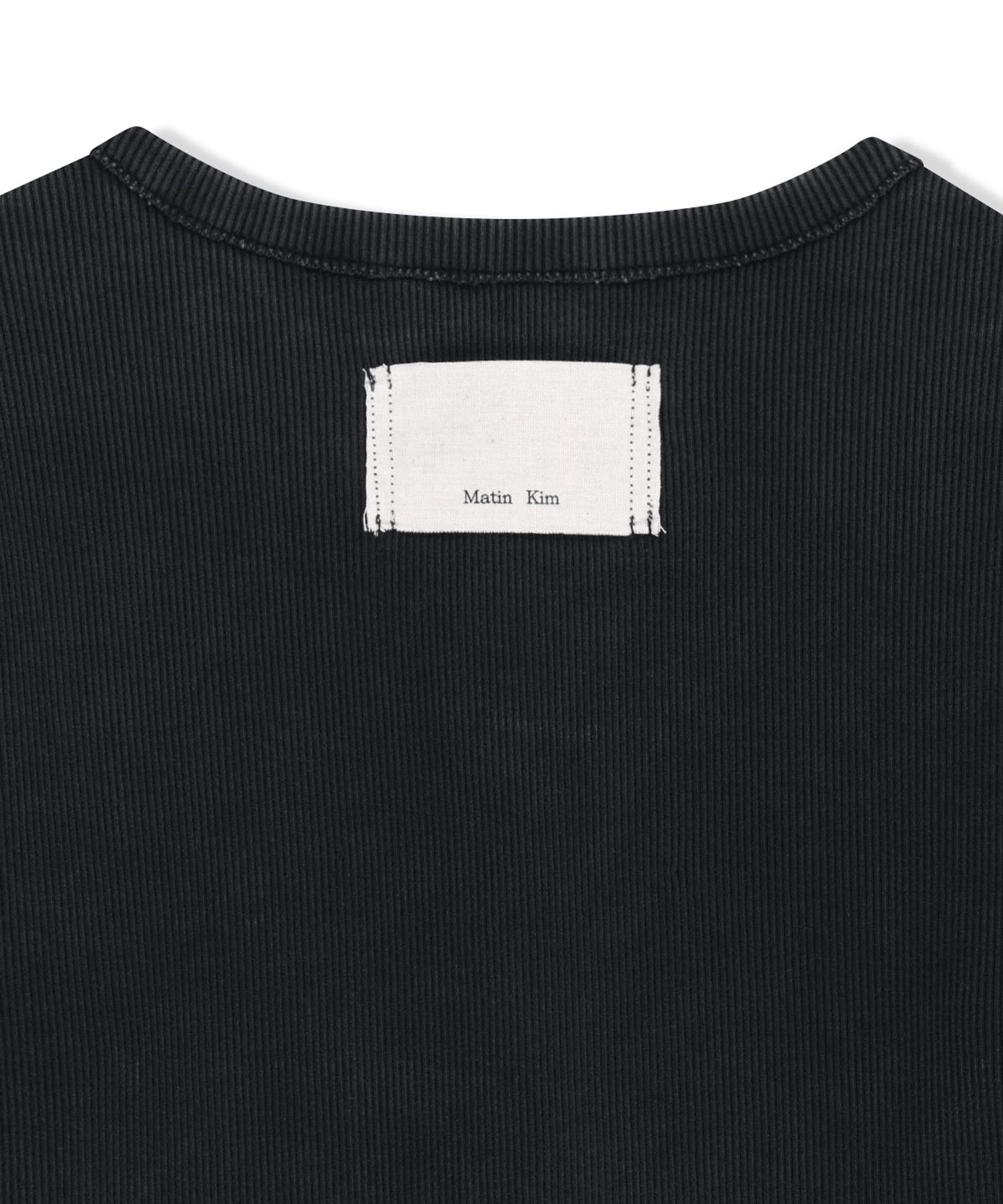 마뗑킴(MATIN KIM) WASHED RIB BUTTON DETAIL TOP IN CHARCOAL