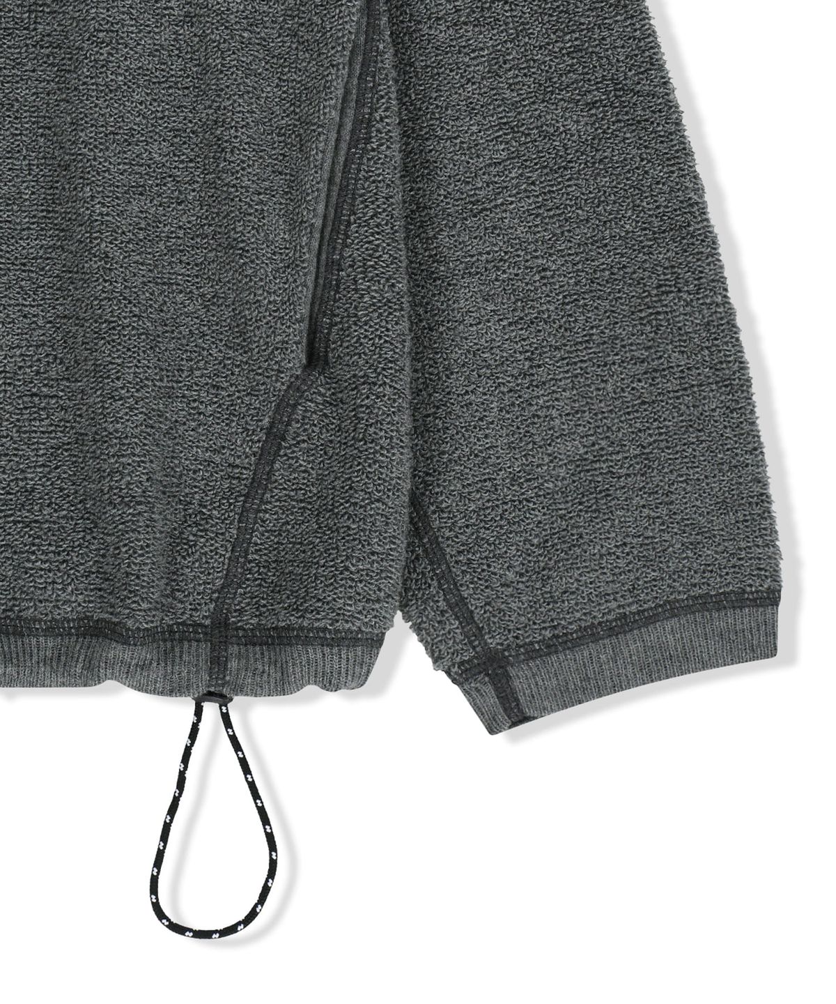 마뗑킴(MATIN KIM) BOUCLE TEXTURE KNIT ZIP UP IN GREY
