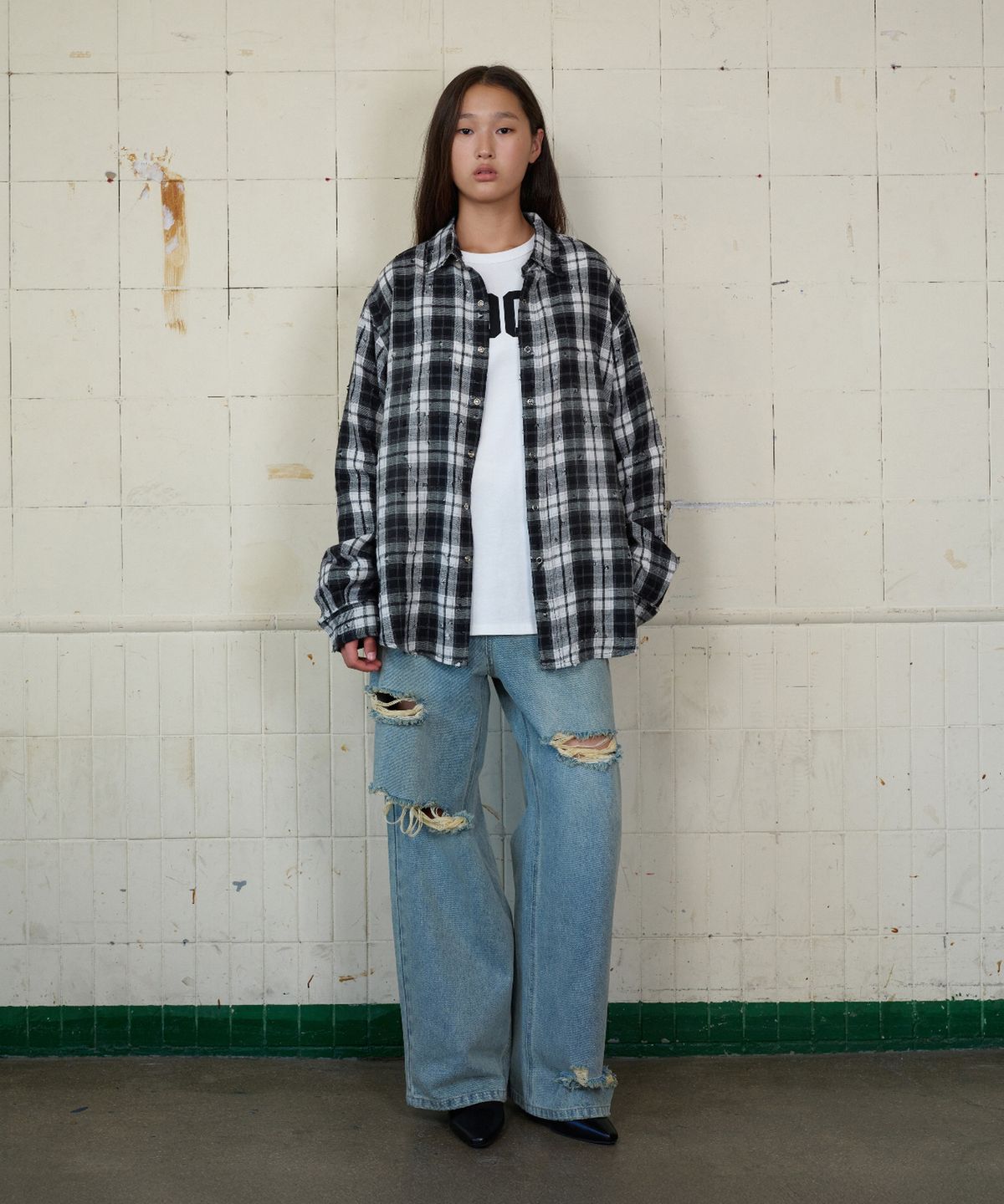 무드베러(MOODBETTER) DAMAGE WASHED CHECK SHIRT BLACK
