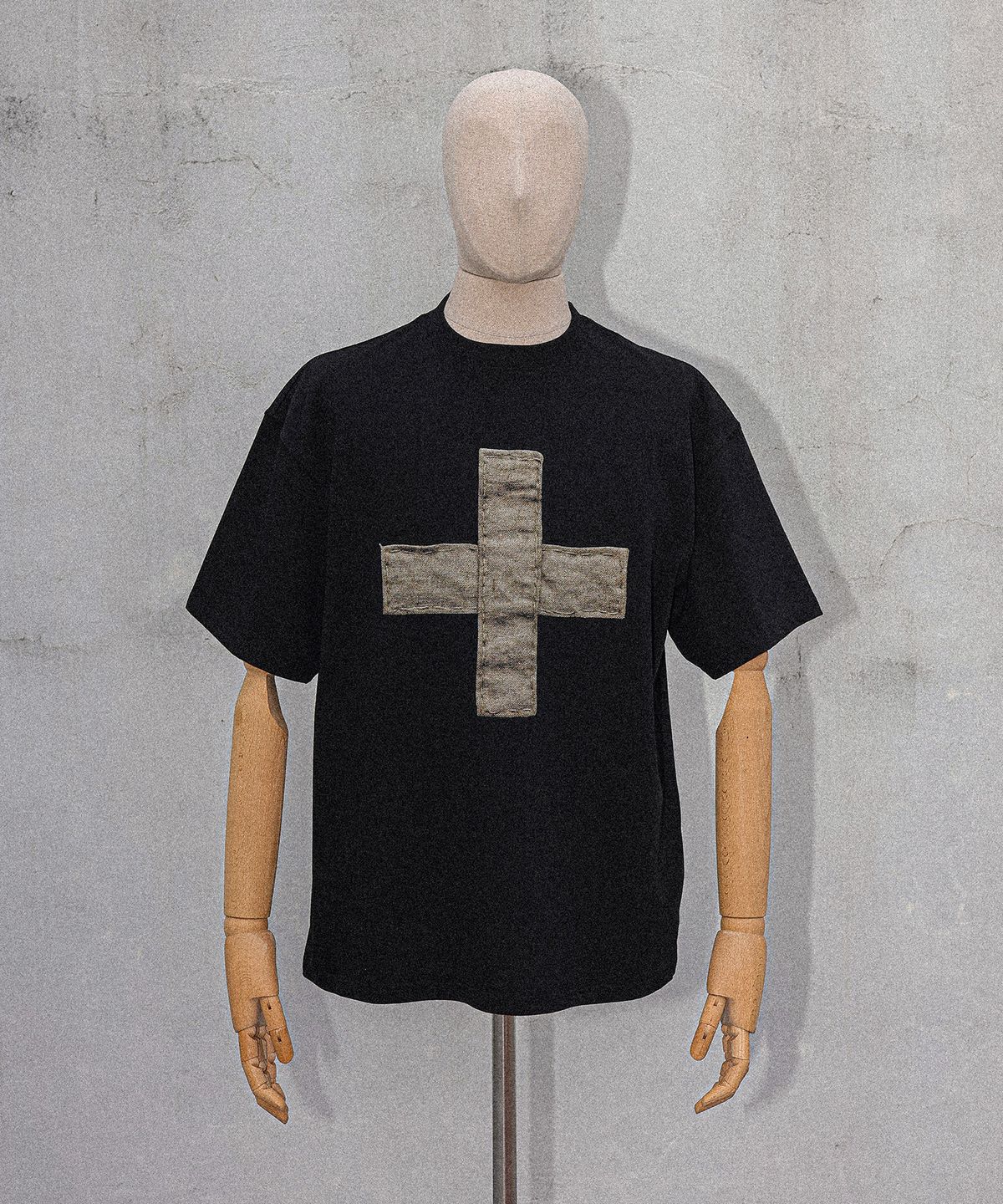 노말릭(NOMALIC) Healer T-shirt