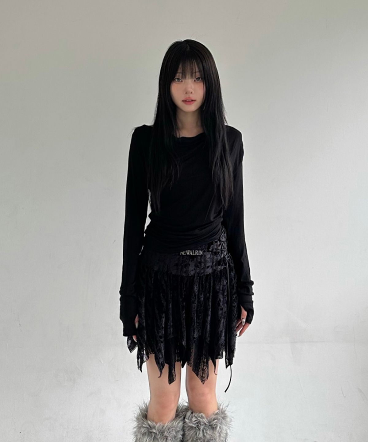 뉴얼린(NEWALRIN) Meow Draping shrring Boat neck Top(4colors)