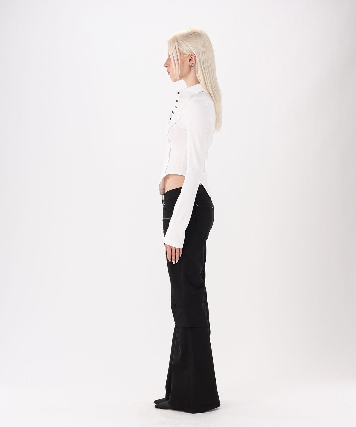 녹타브(NOCTAVE) Collar Slim Top White