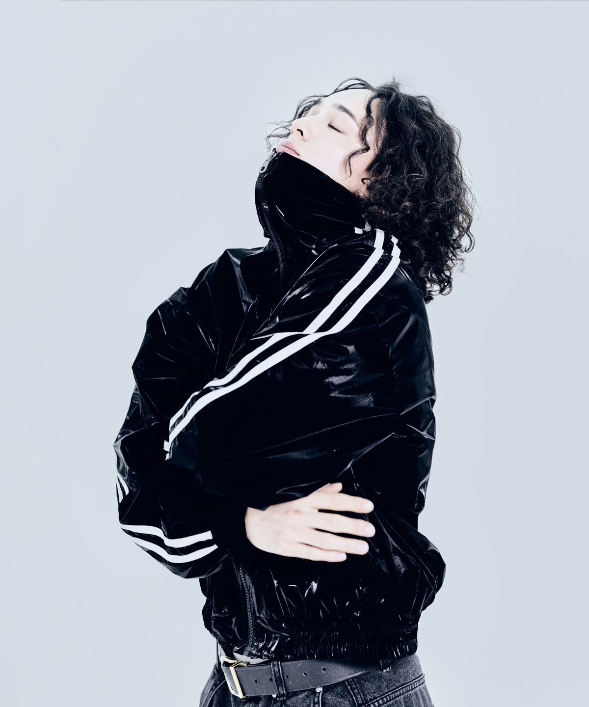 파이드(FIED) GLAZED SATIN SHELL 윈드브레이커 - JET BLACK